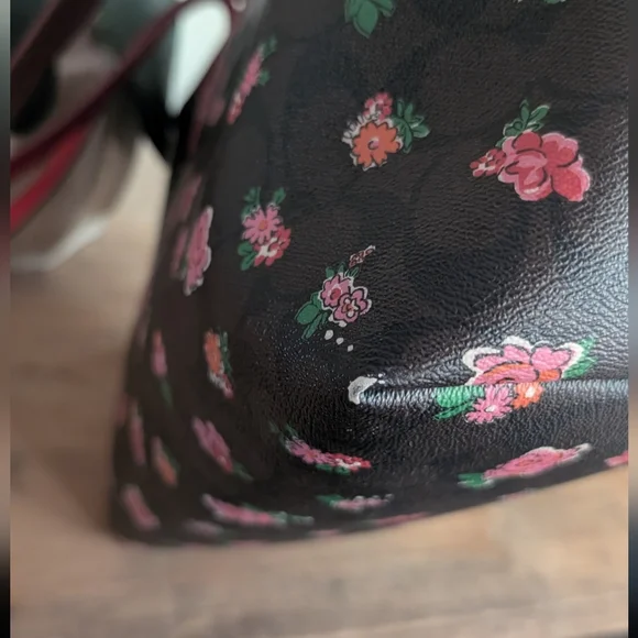 Coach City Tote Brown Leather Signature C Floral Print With Red Trim And Wallet - Picture 7 of 15